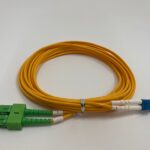 FIBER OPTIC PATCHCORD DX SM SC/APC-LC/UPC DUPLEX, LENGTH: 3M, FIBER DIAMER:3. OMM, SHEATH MATERIAL: LSZH, FIBER CORE: G652D(DUPLEX) Código: 518