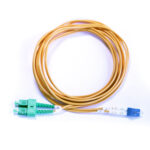 FIBER OPTIC PATCHCORD DX SM SC/APC-LC/UPC DUPLEX, LENGTH: 3M, FIBER DIAMER:3. OMM, SHEATH MATERIAL: LSZH, FIBER CORE: G652D(DUPLEX) Código: 518
