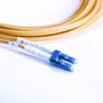 FIBER OPTIC PATCHCORD DX SM SC/APC-LC/UPC DUPLEX, LENGTH: 3M, FIBER DIAMER:3. OMM, SHEATH MATERIAL: LSZH, FIBER CORE: G652D(DUPLEX) Código: 518